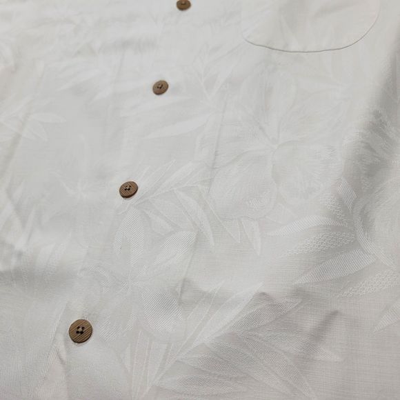 Tommy Bahama Shirts Nwot Tommy Bahama Mens Button Down Silk Shirt